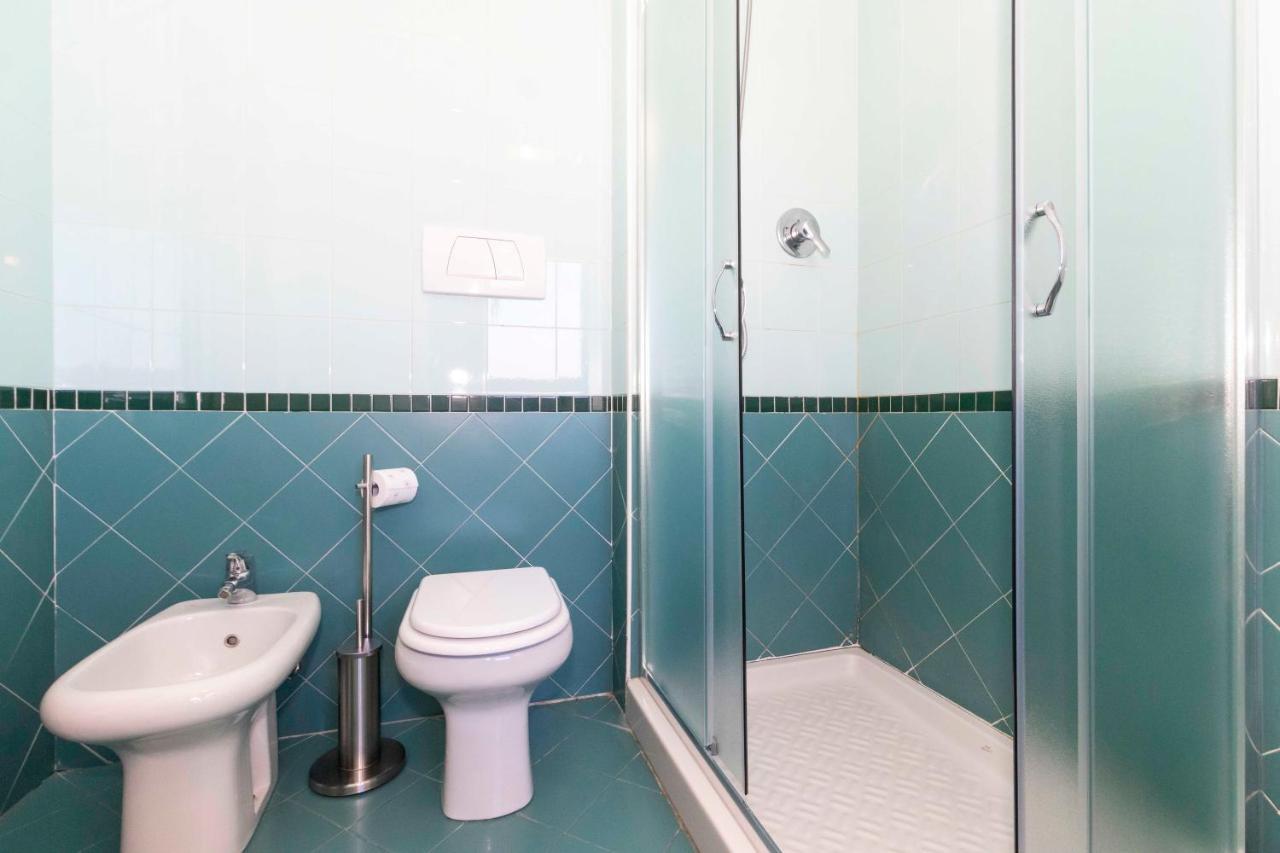 토리노 Cozy&Spacious Apt 2 Min Walk From The Tram Stop! 아파트 외부 사진