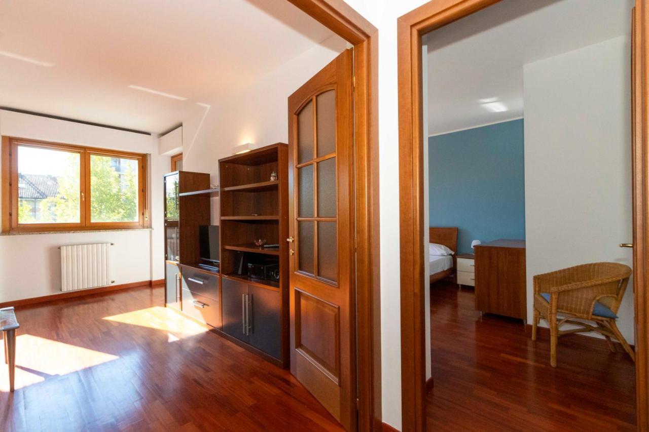토리노 Cozy&Spacious Apt 2 Min Walk From The Tram Stop! 아파트 외부 사진