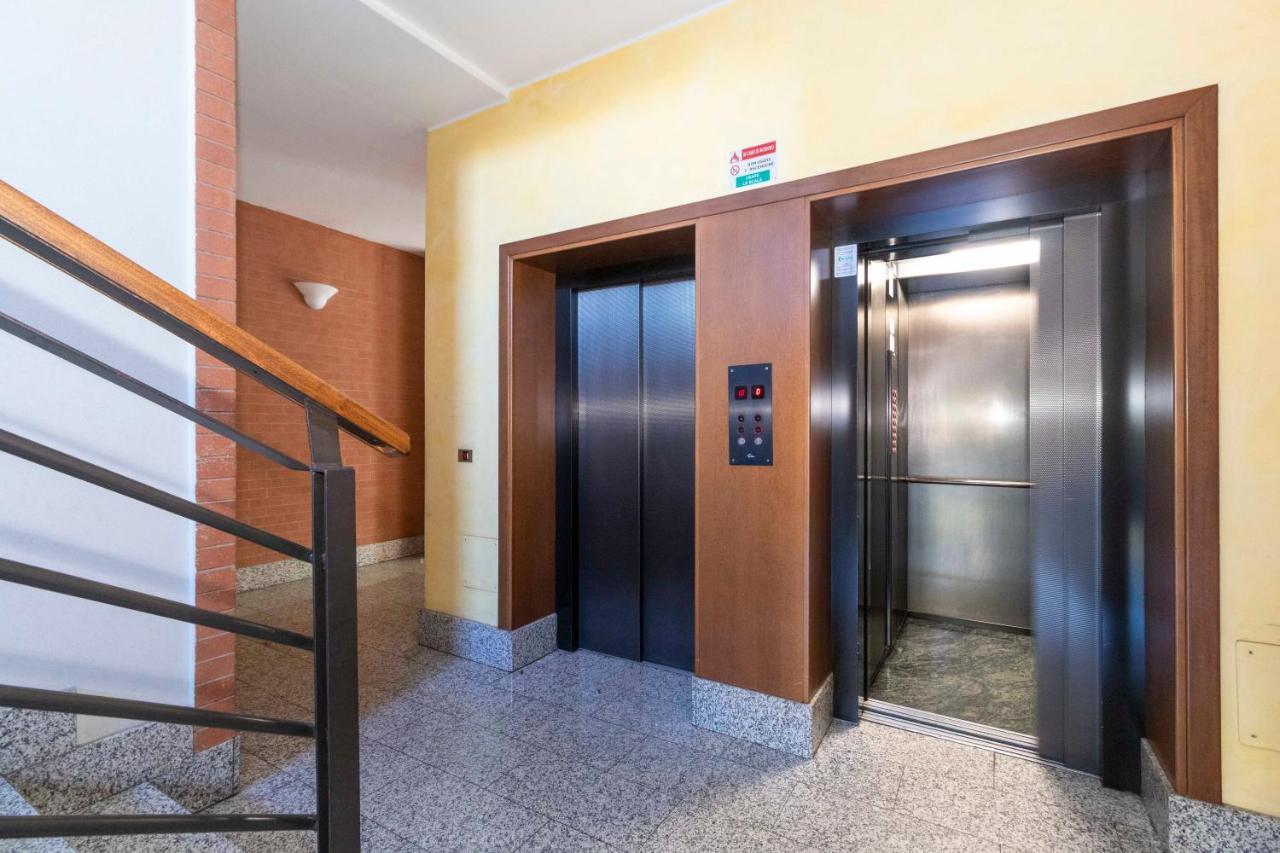 토리노 Cozy&Spacious Apt 2 Min Walk From The Tram Stop! 아파트 외부 사진